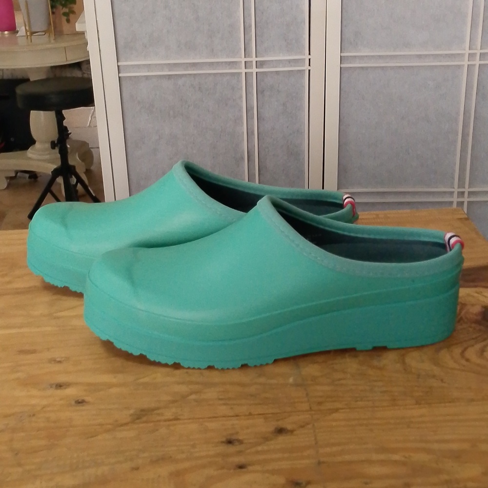 Brand New Hunter Platform Clogs Thrum Green